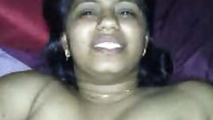 Pakistani Bhabhi Records Herself Close Up Pussy Fucking hard with Urdu Audio