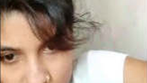 Desi girl pleasures herself with her hands