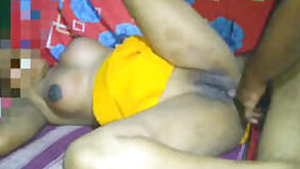 Desi wife sex in Saree