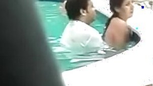indian Sex in the pool.
