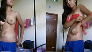 Desi indian girl takes her XXX bra off and bares sex boobies and pussy
