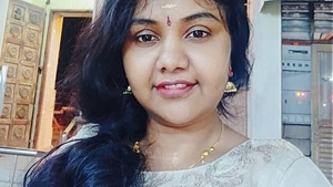 Kruthika's exclusive Tamil milf videos for Pongal celebration