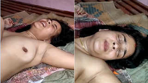 Exclusive video of a super hot Desi bhabhi getting fucked