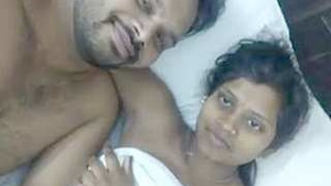 Desi couple's hotel room sex tape