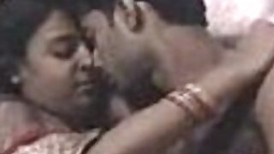 Mausi ne Bhanja nephew ka lund apni chut me lekar sex kiya