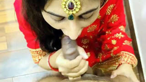 Indian bhabi gives a mind-blowing blowjob and gets fucked hard