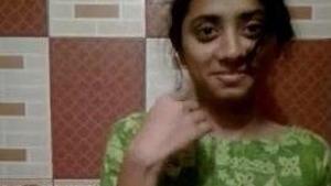 Bangladeshi girl takes nude selfies in solo video