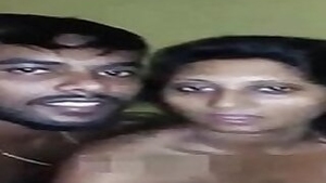Mature Tamil bhabhi mms scandal with neighbor lover